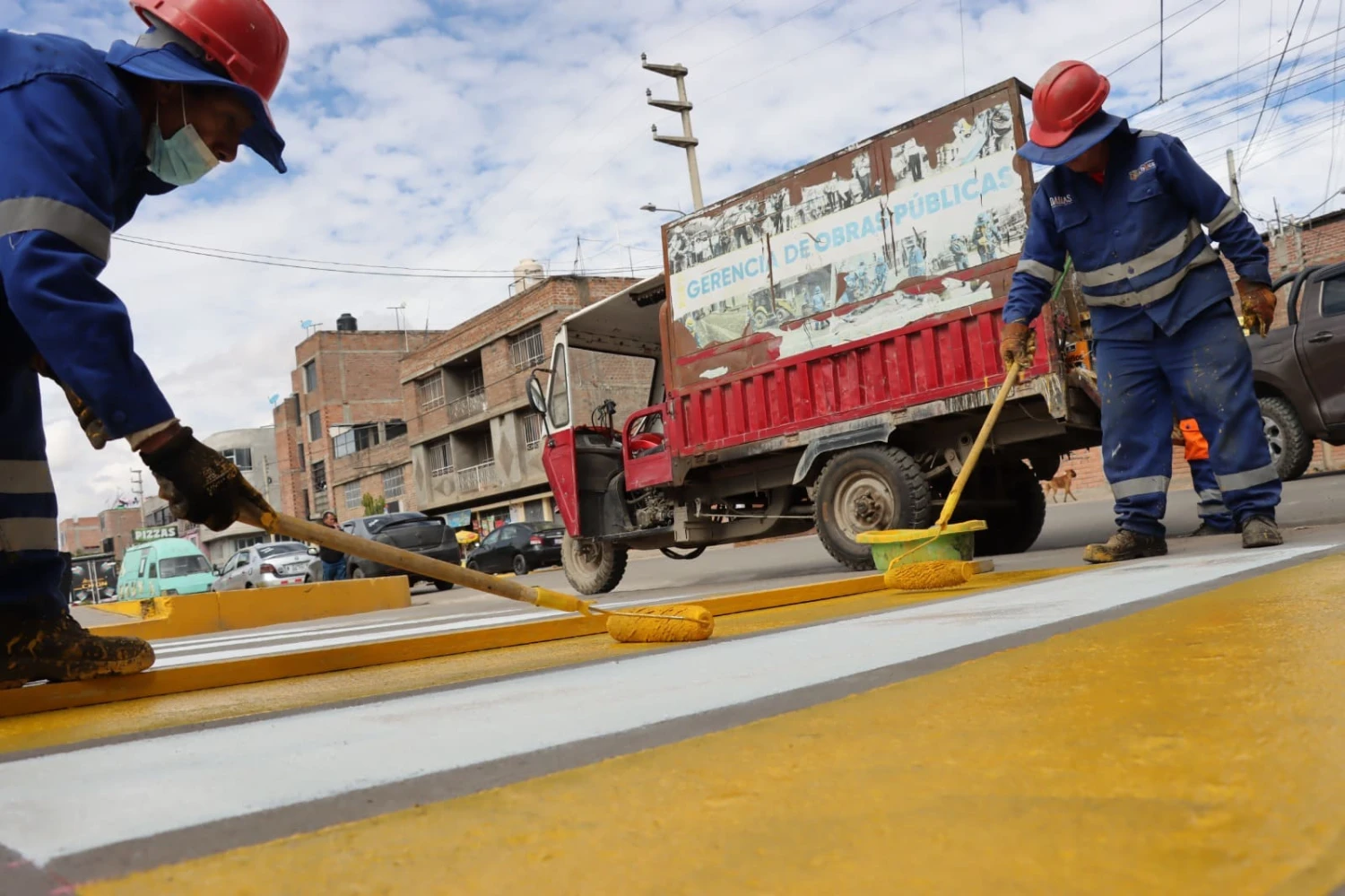 Chilca avanza con señalización de vías recapeadas
