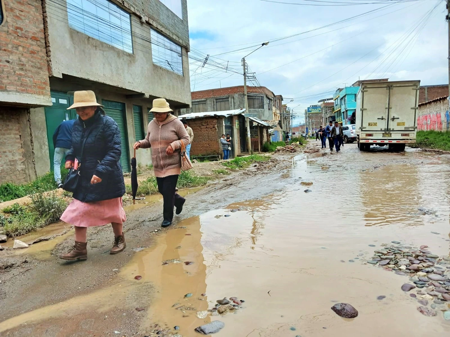 Lluvias ponen en riesgo Saños Chico y activan alerta