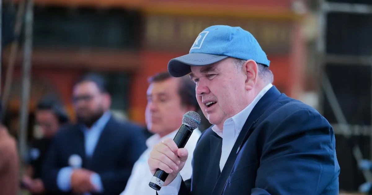 López Aliaga lidera encuesta CPI rumbo al 2026