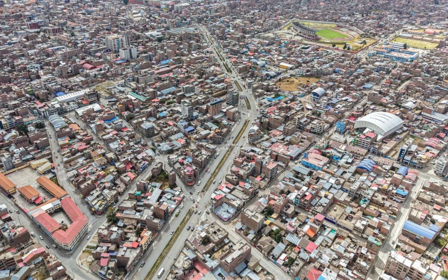 Inician recapeo total de la Av. Ferrocarril en Huancayo