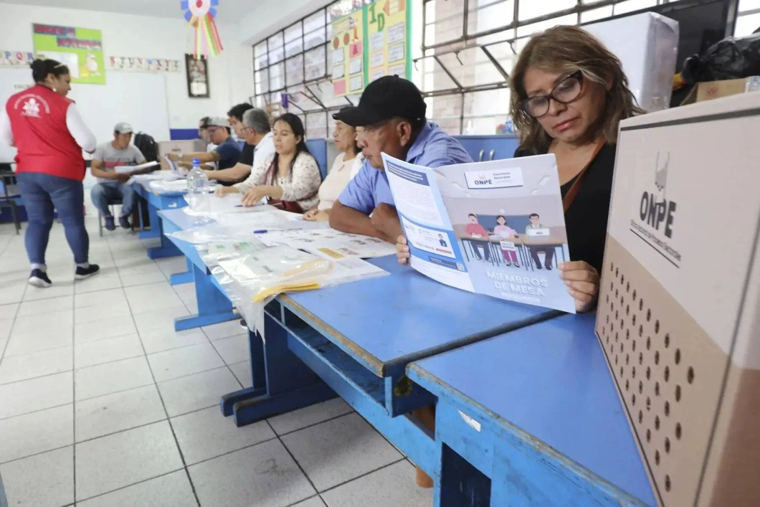 Más de 10 mil colegios serán locales de votación