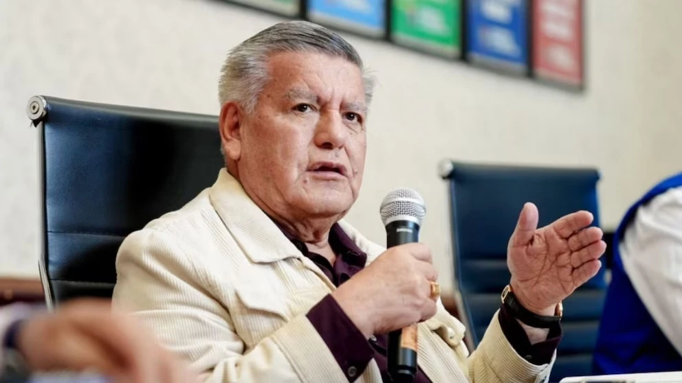César Acuña anuncia su retiro de la política