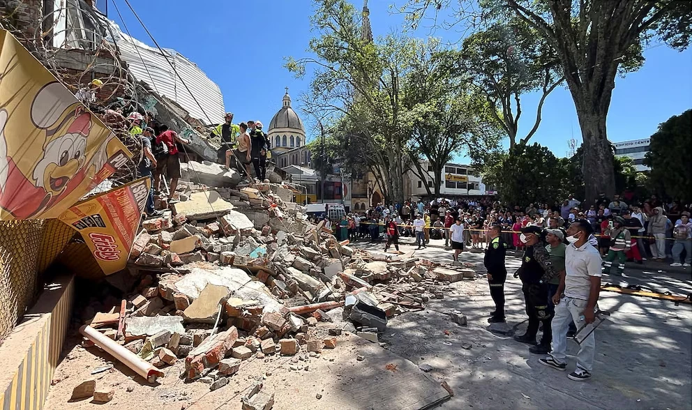 Terremoto de 7,4 sacude Colombia y deja 111 muertos