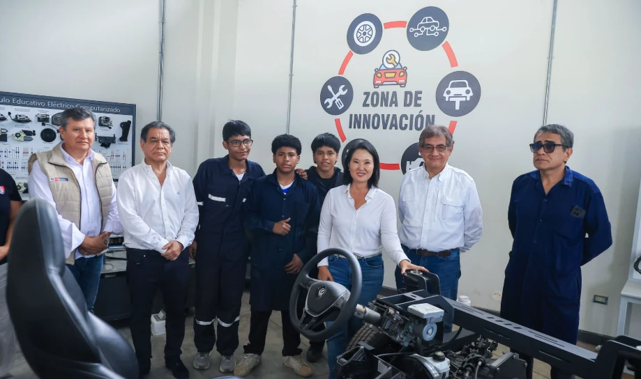 Presidenta anuncia medidas para facilitar empleo a jóvenes que culminan secundaria